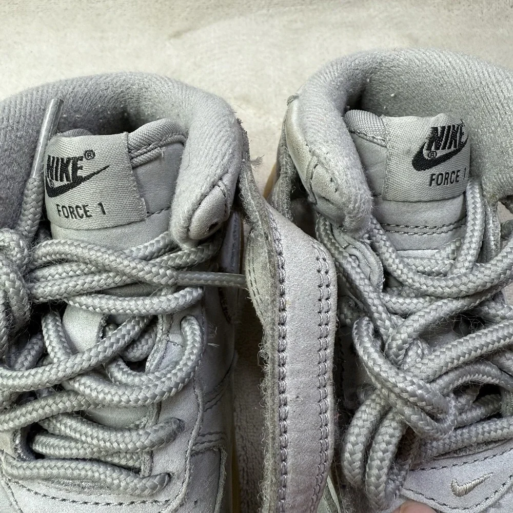 Nike‎ Air Force 1 Mid Boys Size 8C Gray Gum Athletic Suede Shoes Sneakers